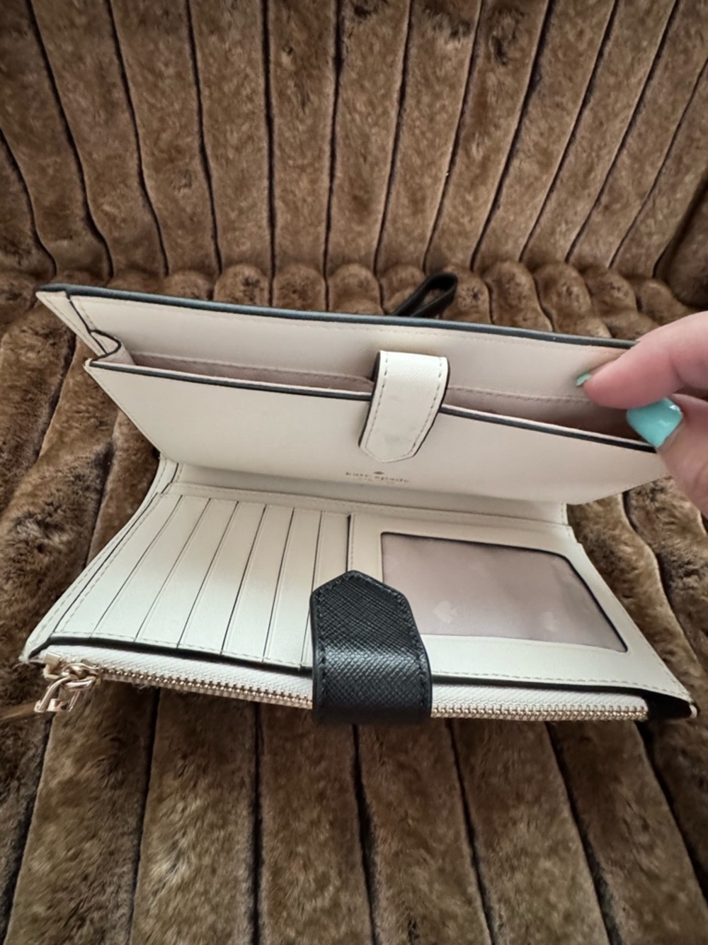 7 piece new kate spade White Multi Heart Print Tote & Accessory Set - Picture 8 of 10